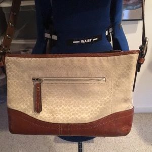 Cross body coach purse. Cream sig /leather trim